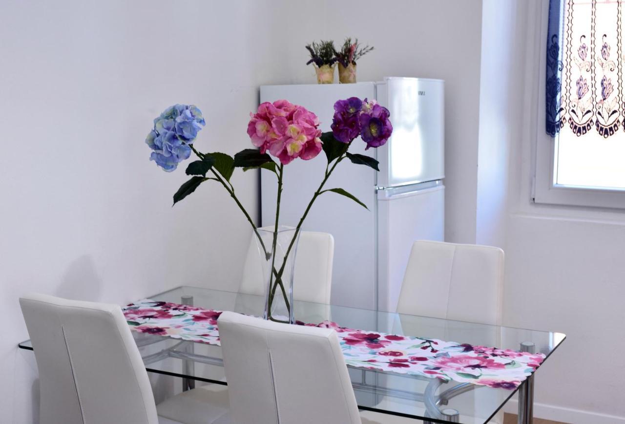 Premium Apartment Aria Poreč Buitenkant foto
